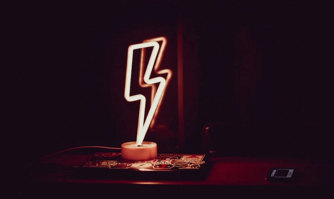 UMass Researchers Tap into the Power of Humidity to Generate Electricity